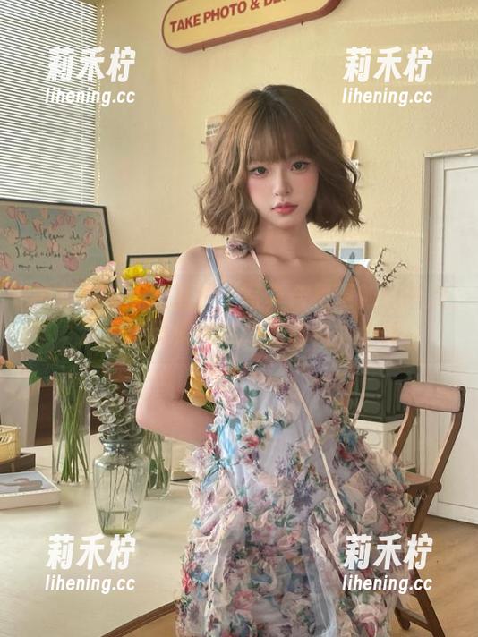 推女神-绮里嘉 推女神 - 绮里嘉护士写真合集更新:一次次透过镜头捕捉的感动瞬间.txt