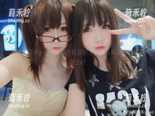 摇摇乐yoyo 探索摇摇乐yoyo的白色私房图包,感受纯净的艺术氛围.txt