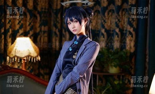 晓美妈 晓美妈带你走进夜玫瑰私拍图包,和美丽一起沉醉.txt