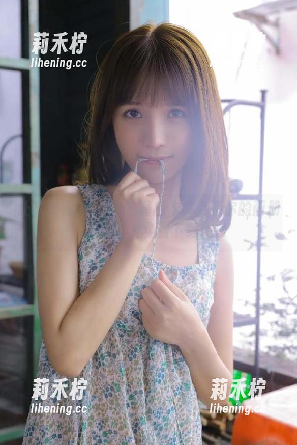 木棉棉OwO 让木棉棉OwO的焦糖白作品点亮你的画册,高清图片免费下载.txt