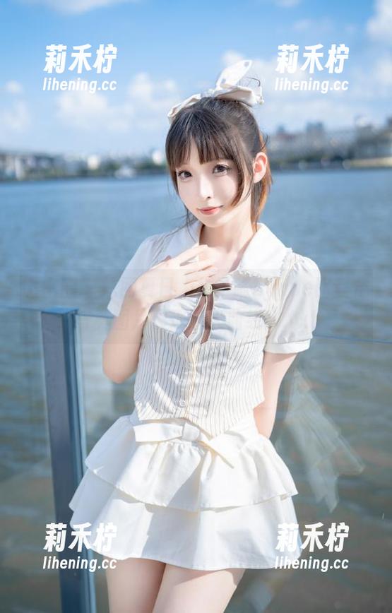 林子喵Lynne 微密圈 - 炫丽夏日,林子喵Lynne比基尼写真图片展现迷人曲线!.txt