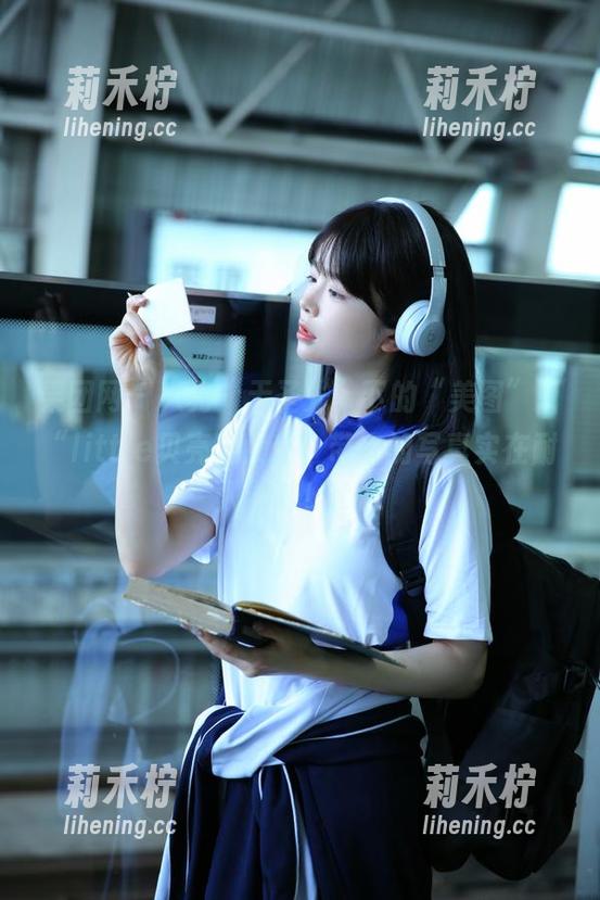 果团网-little贝壳喵 果团网 - 只为“无圣光”下的“美图”,“little贝壳喵女仆”带来的写真实在耐人寻味!.txt