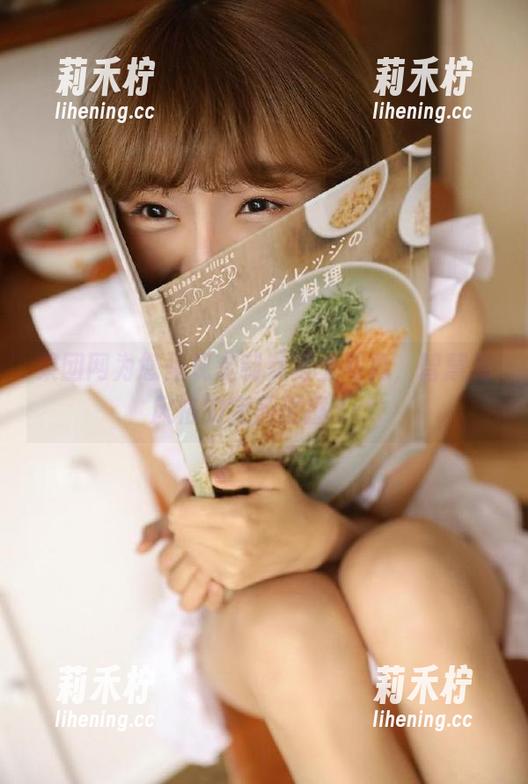 果团网 果团网为您呈现定制女博士写真,智慧与风格的完美碰撞.txt