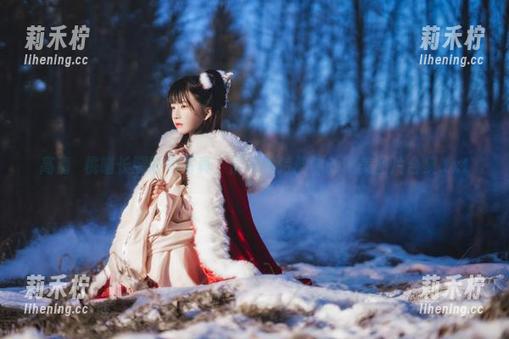 桜桃喵 高清桜桃喵长腿时尚写真,展现独特韵味的精美图片合集.txt