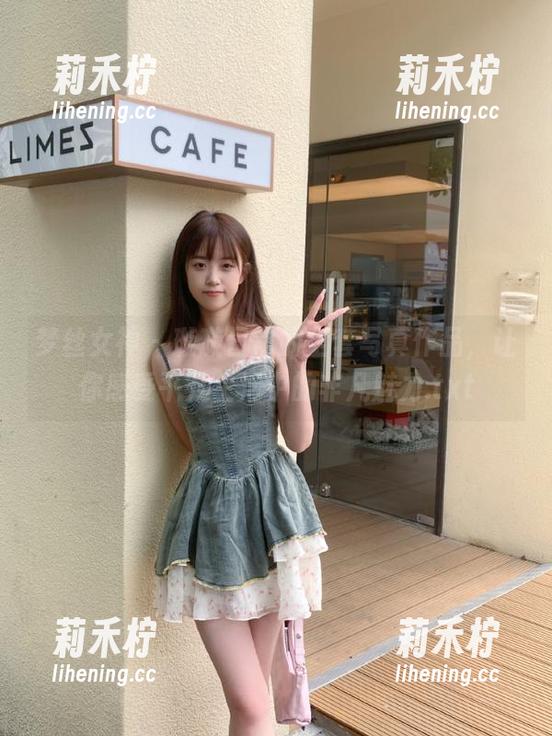梦丝女神-璇璇 梦丝女神 - 璇璇日常的全套写真作品,让你感受平凡生活中的非凡魅力.txt