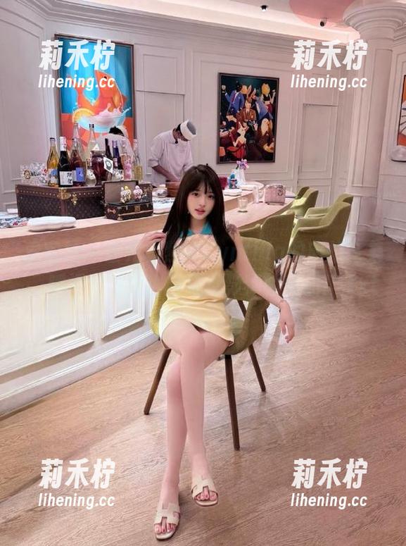 爱蜜社-杨紫嫣Cynthia 爱蜜社 - 看完杨紫嫣Cynthia的旅拍全集,瞬间觉得我也能成摄影师的作品!.txt