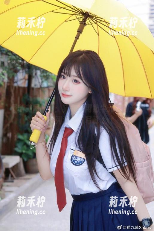 猫九酱 最新美图欣赏:猫九酱用奶牛元素创造了一系列独特的写真.txt