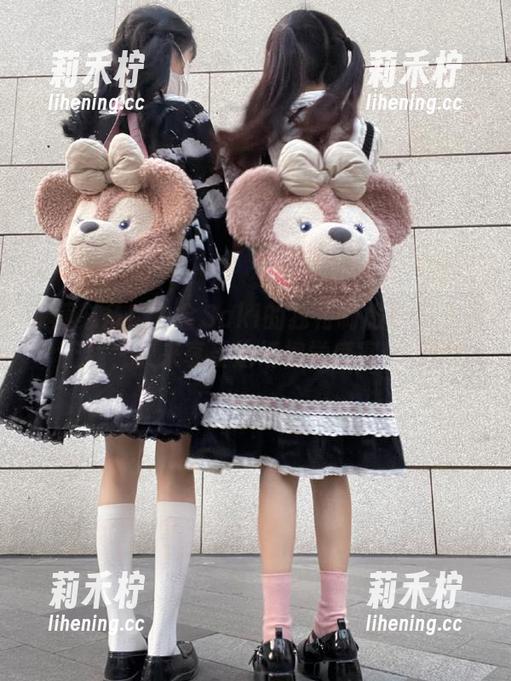白金Saki 收藏必备!白金Saki的独特制服图集免费上线,快来享受这场视觉盛宴!.txt