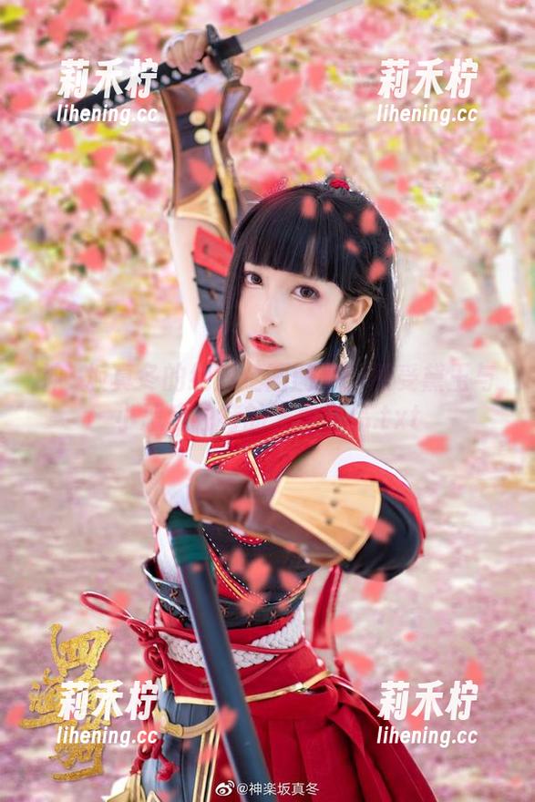 神楽坂真冬 神楽坂真冬的绝对企画图集:感受黛玉与小恶魔独特的艺术作品.txt