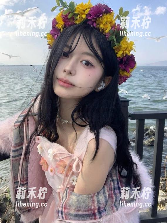 秀人网-可可芝 秀人网 - 完美记录:可可芝女友写真高清图片及下载链接整理!.txt
