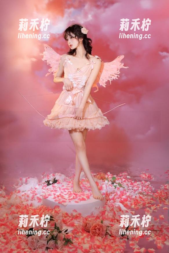 秀人网-奈汐酱nice 秀人网 - 收录奈汐酱nice女友的优雅瞬间:写真作品集精彩分享.txt