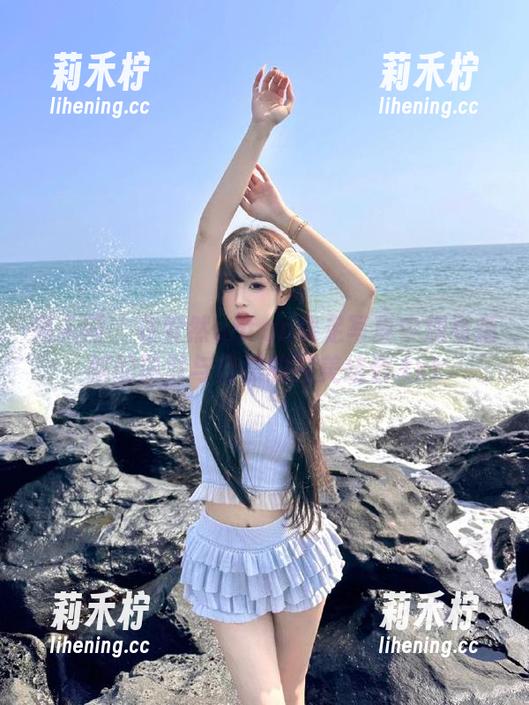 秀人网-安然anran 秀人网 - 在安然anran裸足写真中观看细腻的肌肤与自然的完美结合.txt