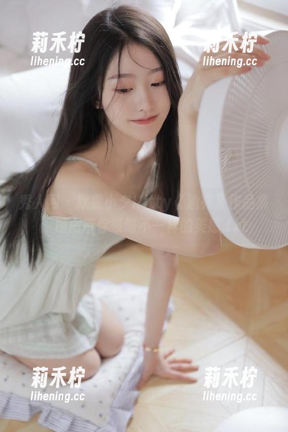 秀人网-小夕Kitty 秀人网 - 欣赏小夕Kitty《油亮》作品集:原图带你领略不一样的美感.txt