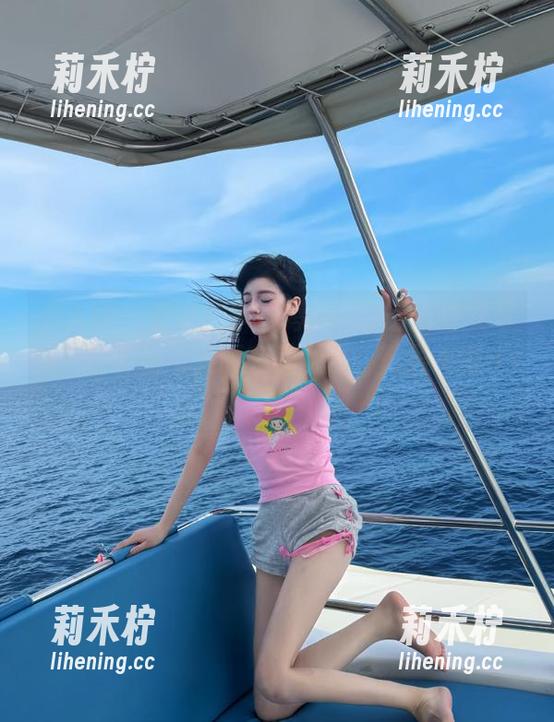 秀人网-李雪婷Anna 秀人网 - 震撼!李雪婷Anna最新修女写真,将神秘与美丽完美融合,欲罢不能.txt