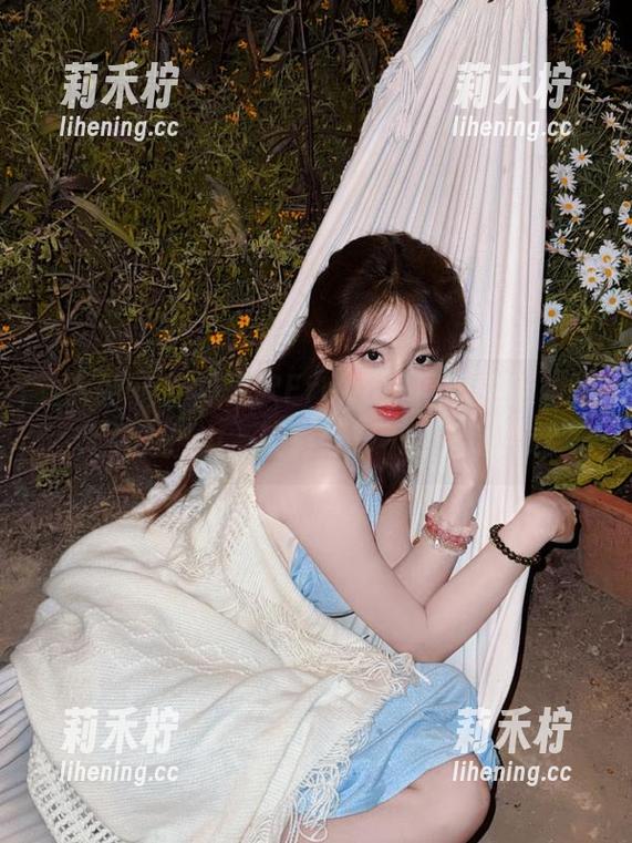 秀人网-林子欣Freya 秀人网 - 与林子欣Freya一同探索御姐写真集的魅力,精彩分享不可错过.txt
