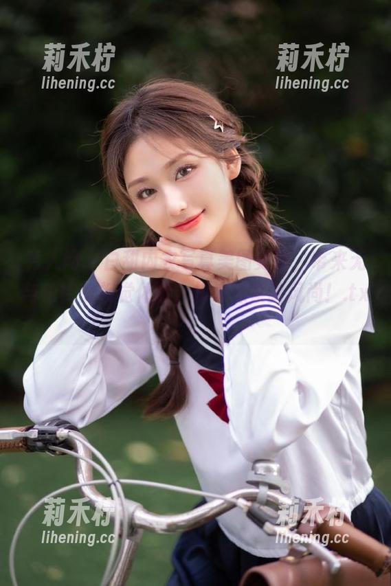 秀人网 - 白甜内衣写真美图更新，带来无与伦比的视觉体验，快来探索新风尚！.txt