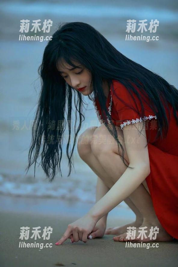 秀人网-绮里嘉Ula 秀人网 - 绮里嘉Ula和服写真精选图集,传统与现代的完美融合.txt