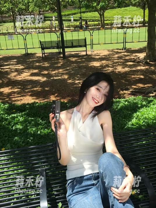 秀人网-艺轩 秀人网 - 忍不住想看的修女写真集,艺轩最新作品已更新上线!.txt