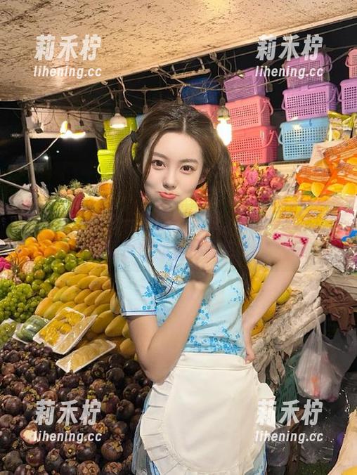 秀人网-薇薇酱 秀人网 - 焕然一新的薇薇酱,睡衣美图与套图展现她的独特风格.txt