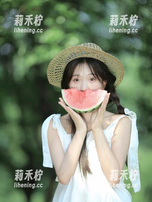 秀人网-鹿小茜 秀人网 - 和鹿小茜一起欣赏双人写真,美图展现无与伦比的摄影技巧与创意!.txt
