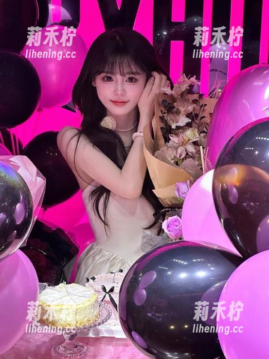 秀人网-龙女sunny 秀人网 - 探索“龙女sunny”学妹的全套写真,快来下载感受她的独特魅力吧!.txt