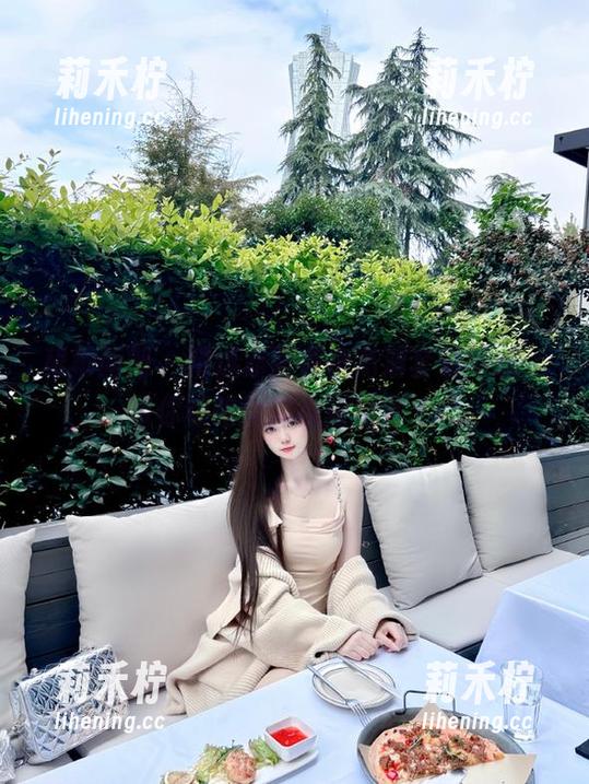 稚乖画册 - 精选赤西夜夜高清套装壁纸，带你领略别样视觉盛宴.txt