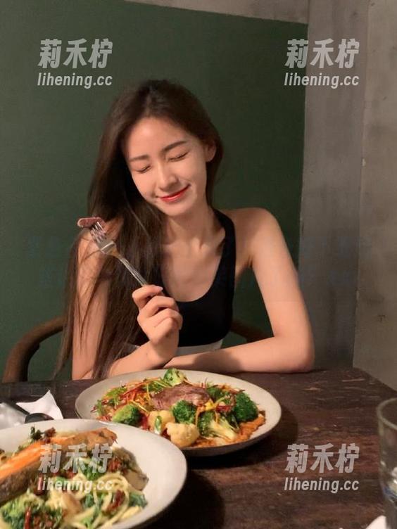 紧急企划-小恩 紧急企划 - 小恩护士来了!准备好下载这些让你心情大好的搞笑图片了吗?.txt