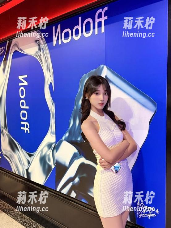 紧急企划-林书辞 紧急企划 - 林书辞海边唯美写真更新:原图展示夏日阳光下的灵动瞬间.txt