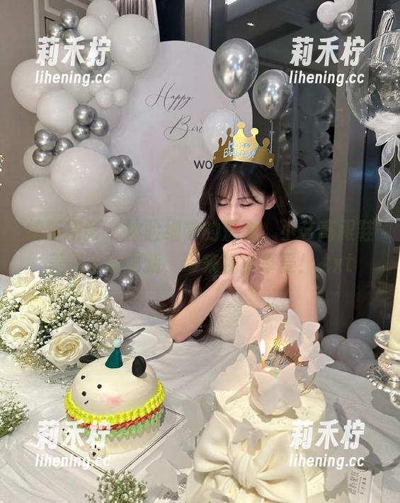 绮梦摄影-小艺 绮梦摄影 - 体验细节的魅力,小艺高跟鞋美图全新更新,带来视觉享受!.txt
