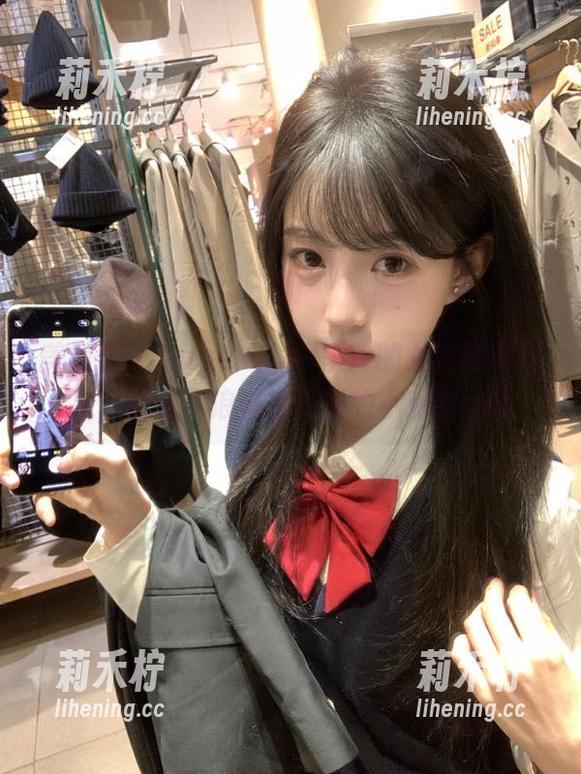 美媛馆-AngelaLee李玲 美媛馆 - AngelaLee李玲的女友写真作品,记录下浪漫时光里的小秘密.txt