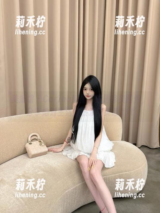 美媛馆-Carina绮里嘉 美媛馆 - Carina绮里嘉的居家美图秀,分享她对生活的热爱与灵感.txt