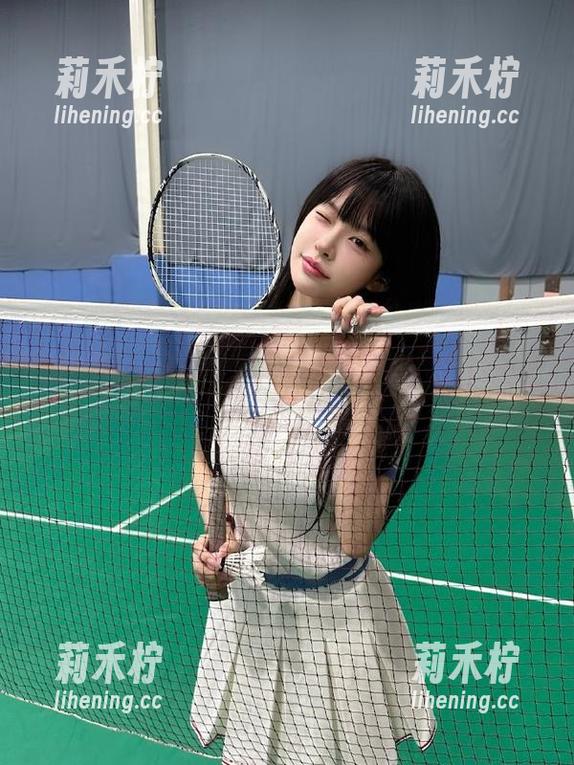 美媛馆-糯美子MINIbabe 美媛馆 - 观看糯美子MINIbabe充满温柔气息的图包,感受她独特的摄影魅力.txt