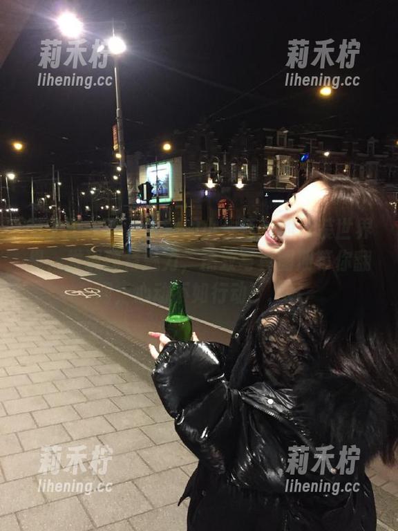 胜利的小生活 微密圈 - 在“胜利的小生活”的泳装世界里,发现独特魅力,精致写真图册等你翻阅,心动不如行动!.txt