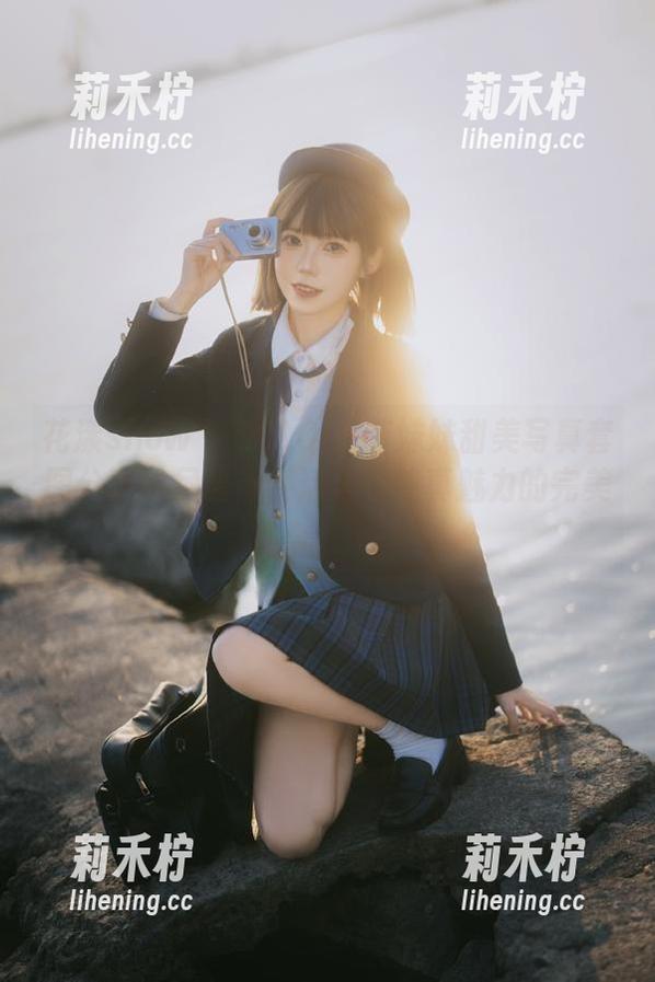 花漾show-SOLO-尹菲 花漾show - SOLO-尹菲妹妹甜美写真套图分享,尽显青春活力与纯真魅力的完美结合。.txt