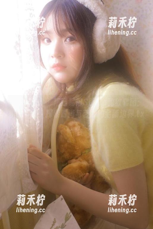 花漾show-易阳Silvia 花漾show - 精选易阳Silvia豹纹套图:挑战传统,探索时尚与艺术的全新边界.txt