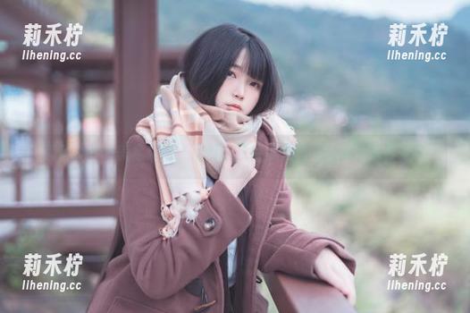 落落Raku 落落Raku美足系列,尽情欣赏精美原图与时尚壁纸!.txt