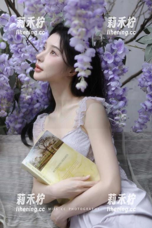 蜜桃社-木楠Nan 蜜桃社 - 想要穿出自信?看看木楠Nan的比基尼高清图片,获取灵感!.txt