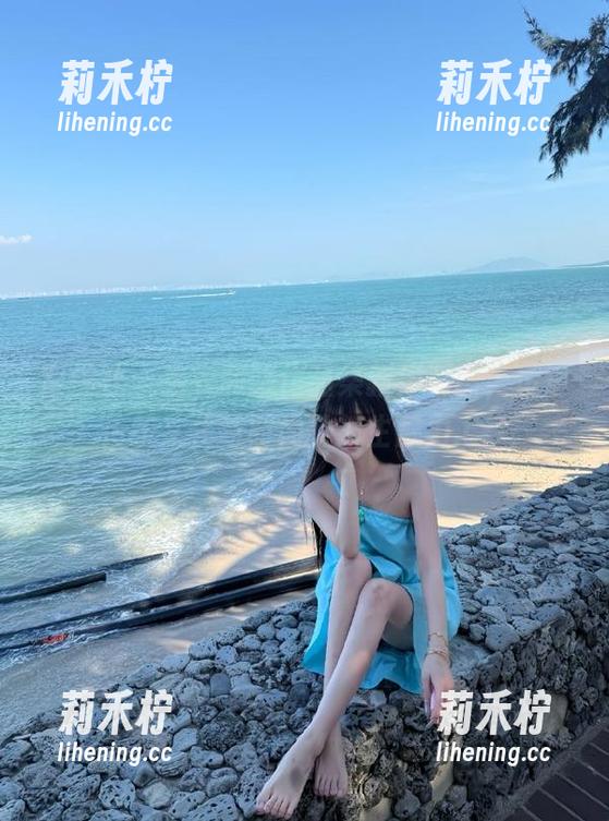 蜜桃社-结衣 蜜桃社 - 结衣和服作品集新作更新,传递传统文化与时尚的新生魅力.txt