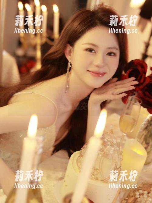 蜜桃社-美绪 蜜桃社 - 隐秘的美绪:剧情图包中的写真故事与情感交融.txt