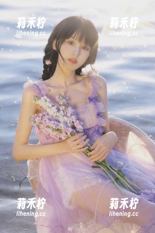 语画界-程开心 语画界 - 享受程开心的天使魅力,超值图包与丰富资源等你来探索!.txt