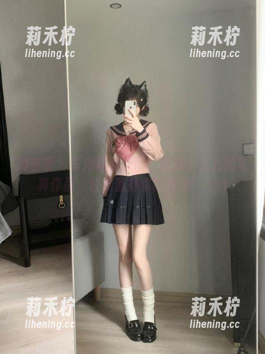 软妹小九九 微密圈 - 车内福利原图:软妹小九九的写真作品,轻松赢得你的喜爱!.txt
