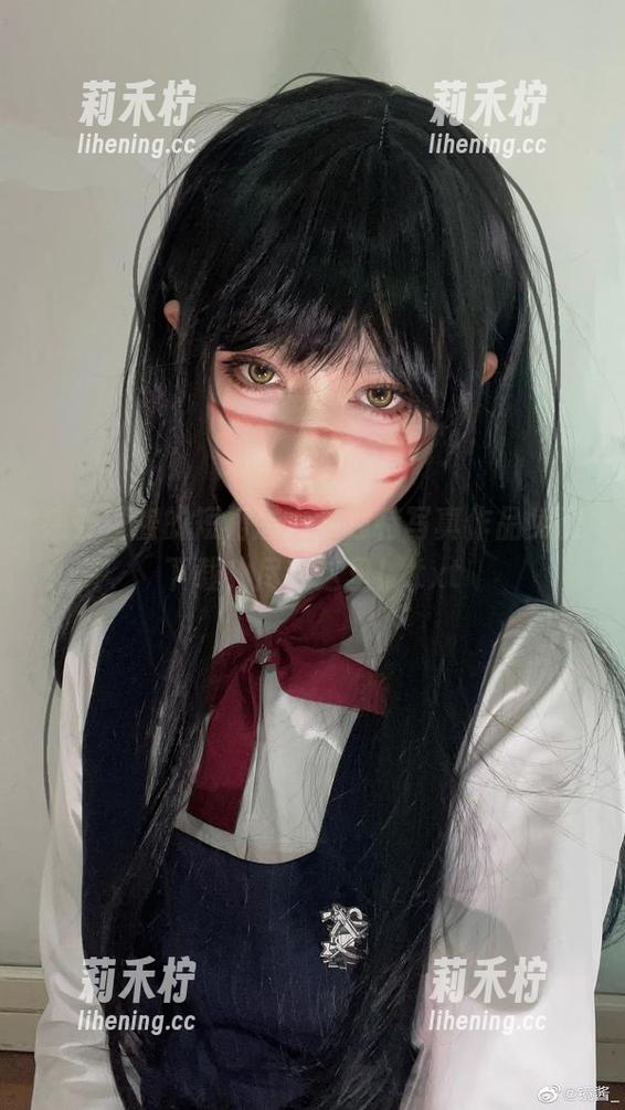 镜酱 感受镜酱的短裙魅力,独特写真作品免费下载,尽在这里!.txt