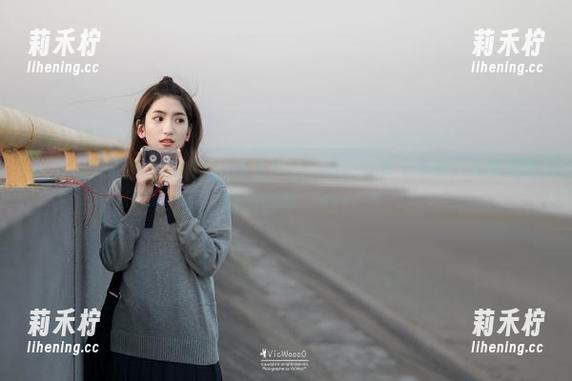 青豆客-Abby王乔恩 青豆客 - 引领潮流的Abby王乔恩,制服写真无圣光,与你共享时尚视界!.txt