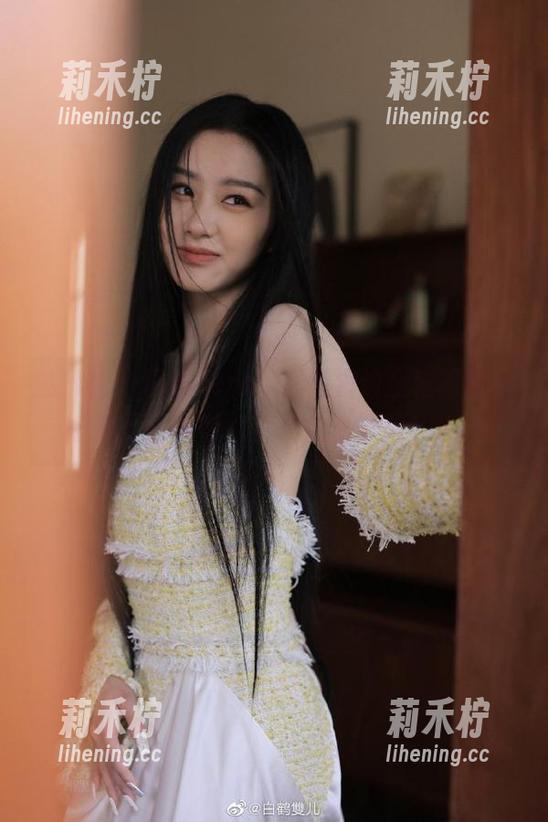 魅妍社-Jenny佳妮 魅妍社 - 精选Jenny佳妮海边全套写真,捕捉夏日风情,快来免费下载!.txt