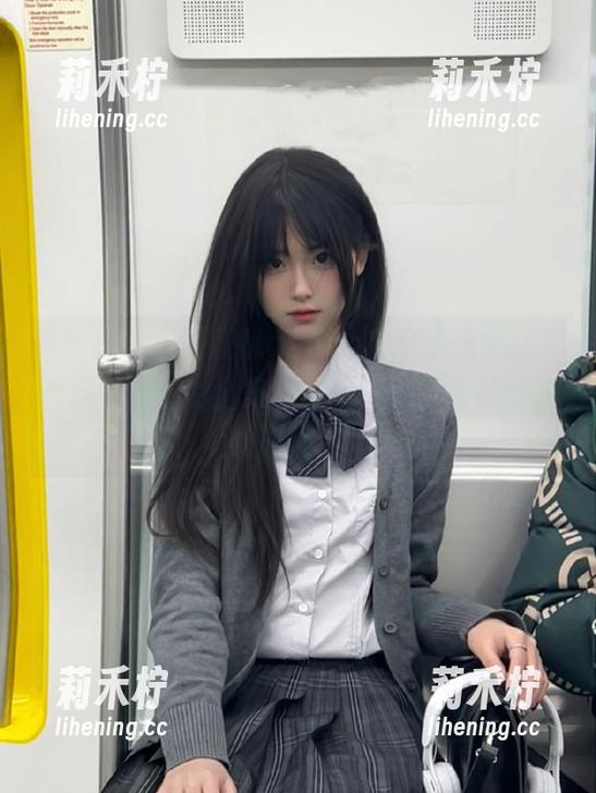 魅妍社-张优ayoyo 魅妍社 - 领略张优ayoyo在水手服中的别样风情,精彩全集与原图,一同感受创意的碰撞.txt