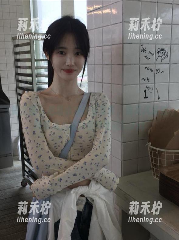 鹿瑶 微密圈 - 把握最新鹿瑶写真,油亮风格引领潮流,绝对值得收藏!.txt